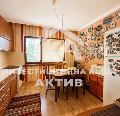 Снимка 5 — Тристаен апартамент с две тераси в кв. Въстанически, Пловдив