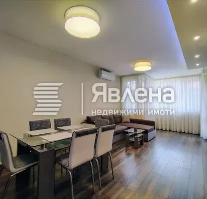 Снимка 5 — Двустаен апартамент с тераса в район Въстанически, Пловдив