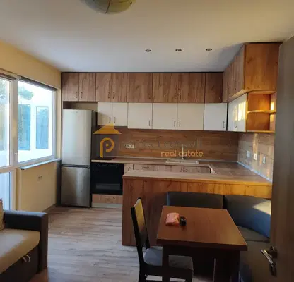 Photo 2 — Two-room apartment in Plovdiv, Vustanicheski, with elevator