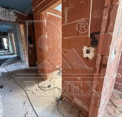 Photo 5 — Two-room apartment with balcony in Yuzhen district, Plovdiv
