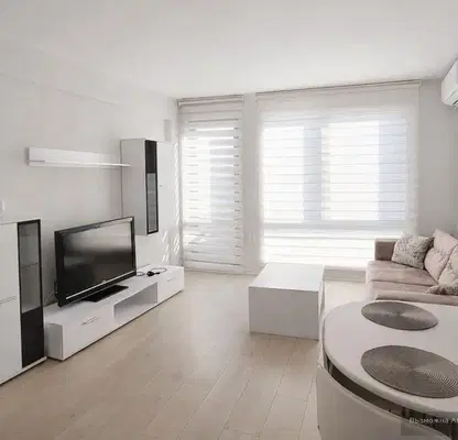 Photo 2 — Two-room apartment in Yuzhen district, Plovdiv with elevator