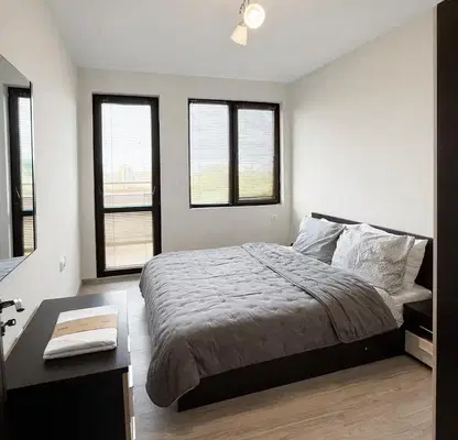 Photo 3 — Two-room apartment in Yuzhen, Plovdiv with elevator and security