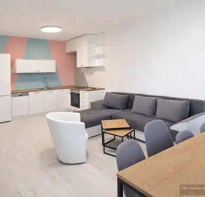 Photo 2 — Two-room apartment in Yuzhen, Plovdiv with elevator and renovation