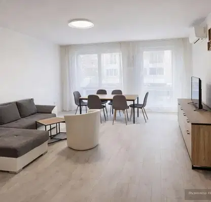 Photo 3 — Two-room apartment in Yuzhen, Plovdiv with elevator and renovation