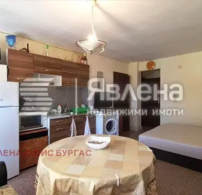 Снимка 4 — Двустаен апартамент в Бургас, Поморие