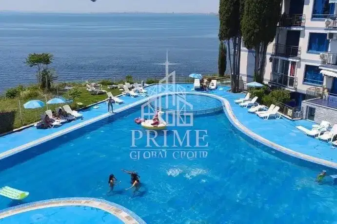 Two-room apartment with terrace and sea view in Pomorie