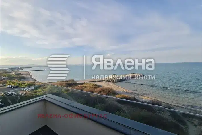 Тристаен апартамент в Бургас, Поморие