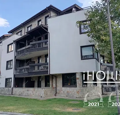 Photo 2 — 2-bedroom apartment in област София, Pravec