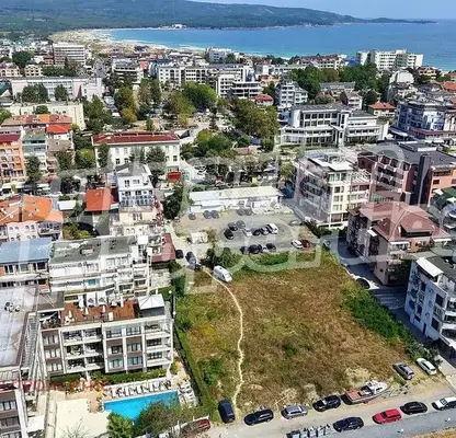 Снимка 2 — Тристайен апартамент в Приморско с морска гледка на първа линия