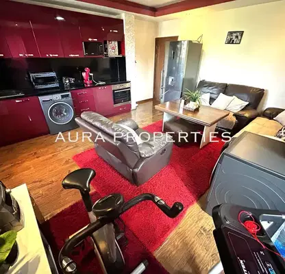 Photo 3 — 3-bedroom apartment in Razgrad, Centyr