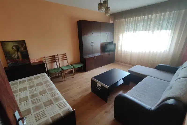 2-bedroom apartment in Razgrad, Orel