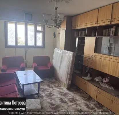 Снимка 2 — Двустаен апартамент в Чародейка - Юг, Русе с потенциал за ремонт