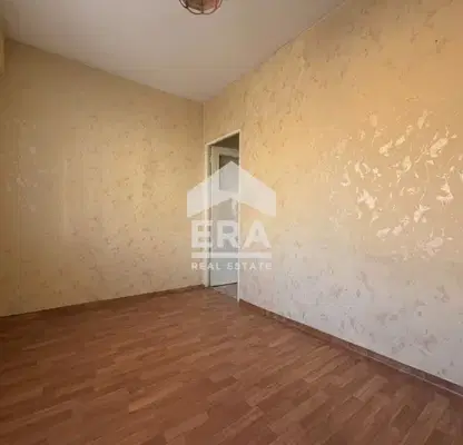 Photo 2 — Two-room apartment in Charodeyka - Yug, Ruse with convenient floor
