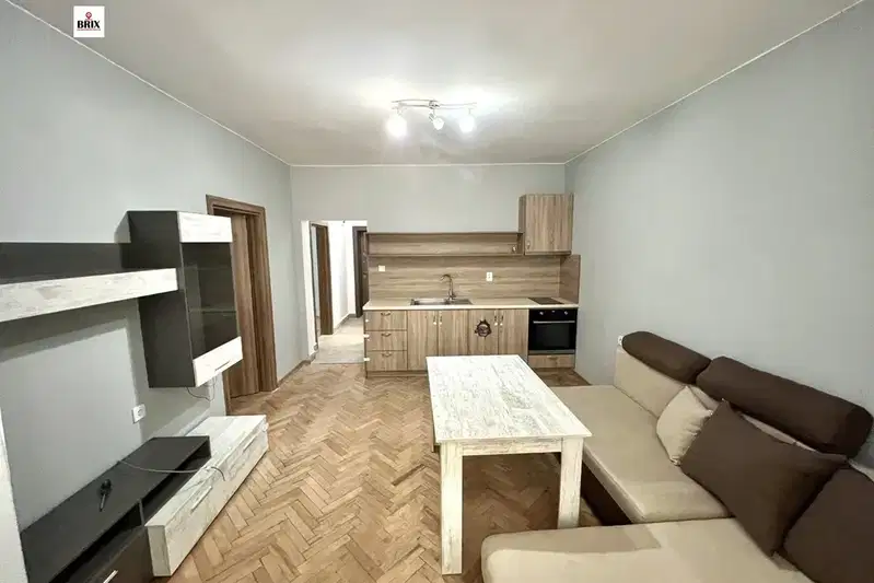 3-bedroom apartment in Ruse, Cvetnica