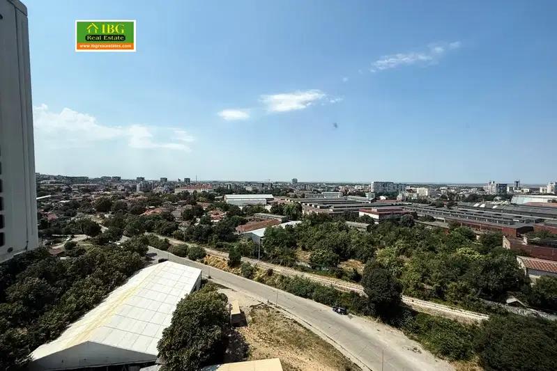 3-bedroom apartment in Ruse, Rodina 1
