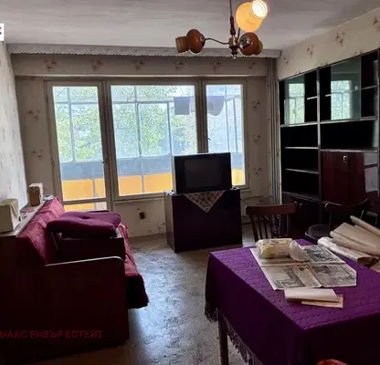 Снимка 3 — Двустаен апартамент в Родина 2, Русе с две тераси