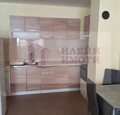 Photo 2 — 2-bedroom apartment in Ruse, Yalta
