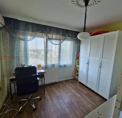 Photo 3 — Three-room apartment in Ruse, Zdravec Iztok, with terrace