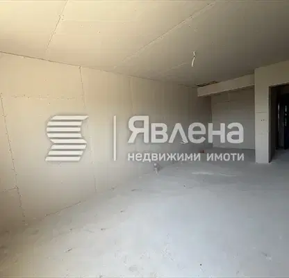 Снимка 3 — Тристаен апартамент в с. Казичене