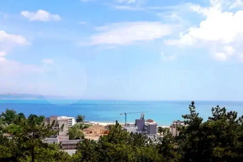 Двустаен апартамент в Добрич, с. Кранево