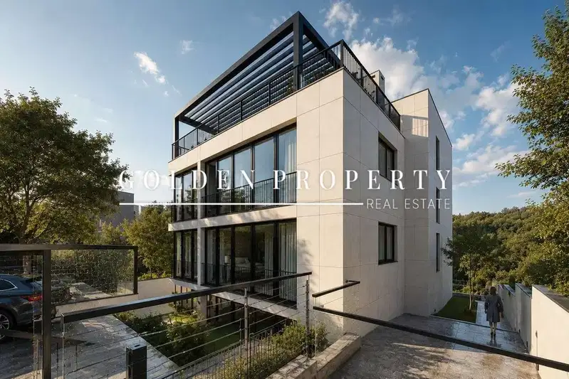4-bedroom apartment in Lozen