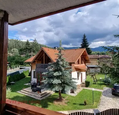Photo 2 — 3-bedroom apartment in област София, Madjare