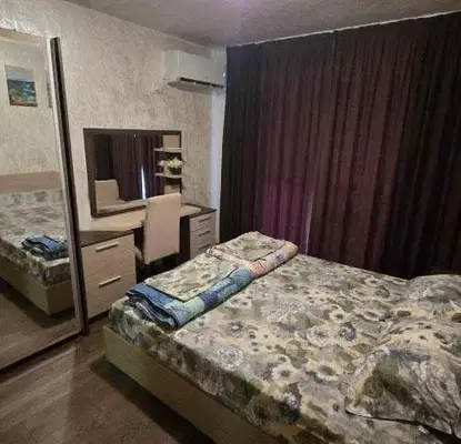 Снимка 2 — Тристаен апартамент в с. Равда с голяма тераса