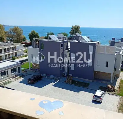 Photo 2 — 4-bedroom apartment in Burgas, Ravda