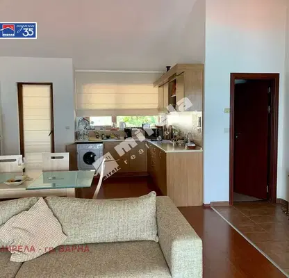 Photo 5 — 3-bedroom apartment in Dobrich, Topola