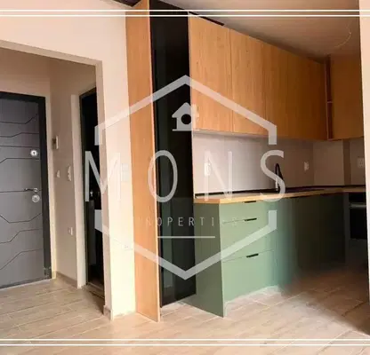 Photo 3 — Two-room apartment with parking space in Sevlievo, Mladost residential complex