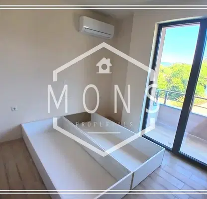 Photo 4 — Two-room apartment with parking space in Sevlievo, Mladost residential complex