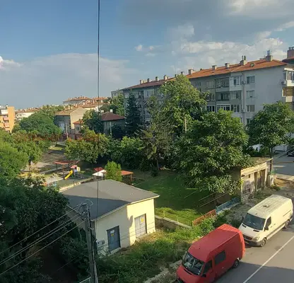 Снимка 3 — Двустаен апартамент с две тераси в Шумен, Болницата