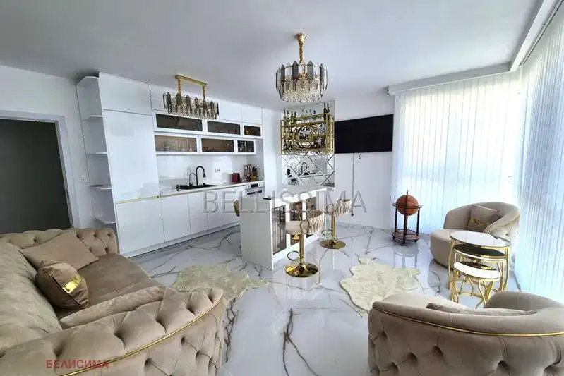 3-bedroom apartment in Shumen, Boyan Bylgaranov 1