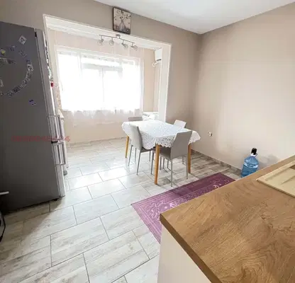 Photo 3 — 2-bedroom apartment in Shumen, Centyr