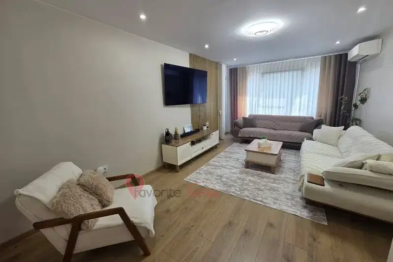 Four-room apartment in the centre of Shumen with terrace and parking