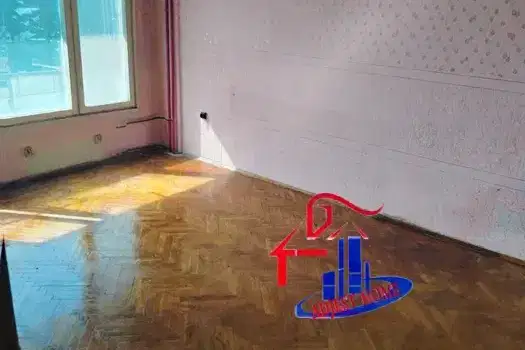 Двустаен апартамент с голяма тераса в Добруджански, Шумен