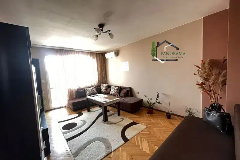Two-room apartment in Shumen, Everest with panoramic view