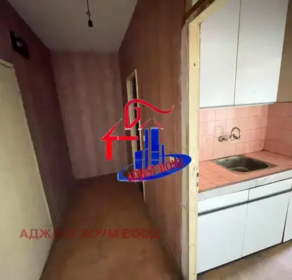 Photo 3 — 4-bedroom apartment in Shumen, Everest
