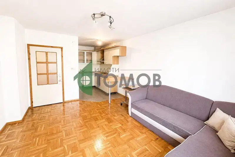 3-bedroom apartment in Shumen, Pojarnata