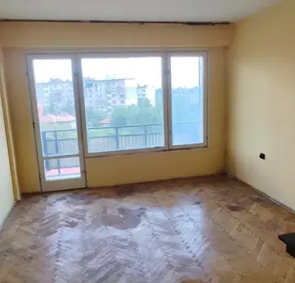 Снимка 5 — Двустаен апартамент в Шумен, Тракия