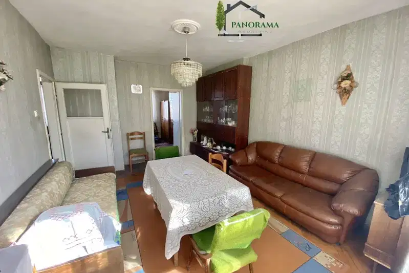 Тристаен апартамент в Шумен, Тракия