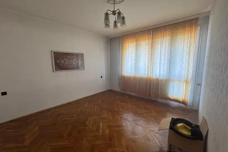 4-bedroom apartment in Shumen, Voenno Uchilishte