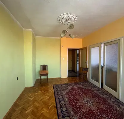 Photo 4 — 4-bedroom apartment in Shumen, Voenno Uchilishte