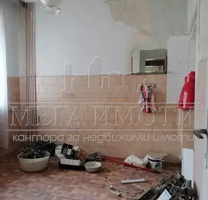 Photo 4 — 3-bedroom apartment in Sliven, Centyr