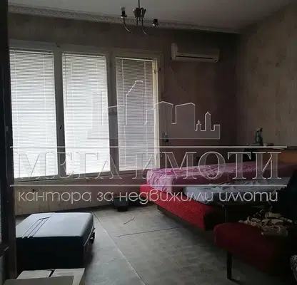 Photo 5 — 3-bedroom apartment in Sliven, Centyr