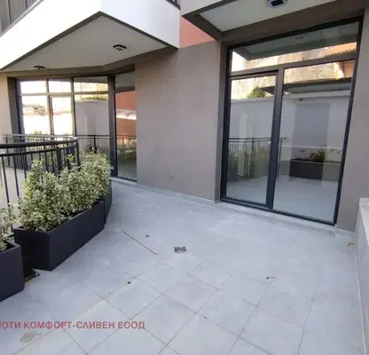 Photo 2 — 3-bedroom apartment in Sliven, Centyr