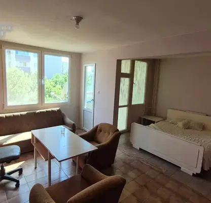 Photo 3 — One-room apartment in Banishora with large glazed loggia