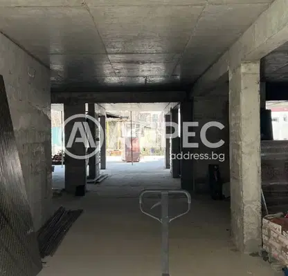 Снимка 5 — Двустаен апартамент с тераса в Банишора, София