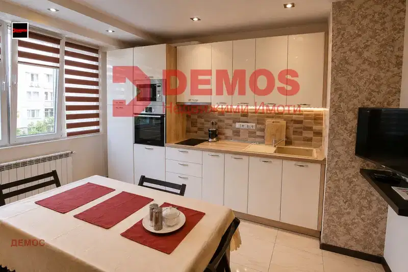 Three-room apartment with garage in Banishora, Sofia