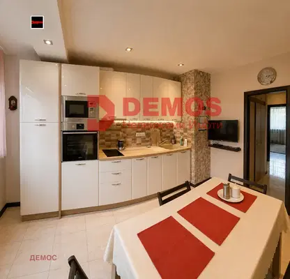 Photo 3 — Three-room apartment with garage in Banishora, Sofia